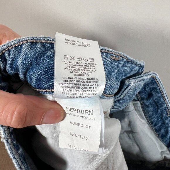 DL1961 Hepburn High Rise Wide Leg Jeans Size 26 Humboldt Light Wash Blue Ankle - Picture 9 of 9